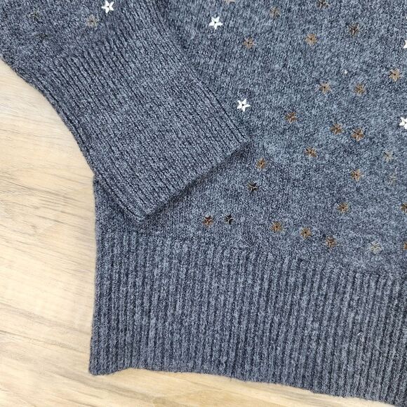 🔺️Loft Gray Star Sequined Knit Buttoned Vneck Cardigan Sweater Medium - Picture 9 of 12